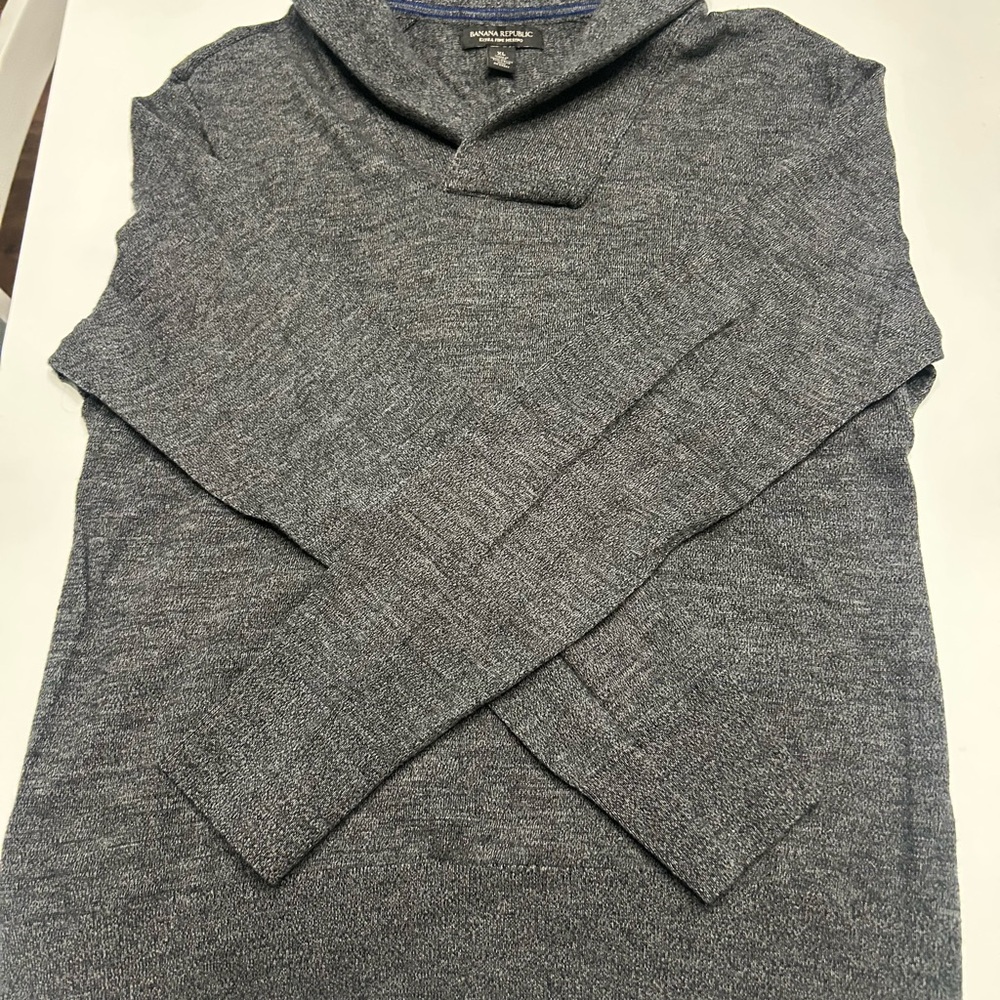 Banana Republic Men's Gray Sweater XL 100% extra fine merino wool